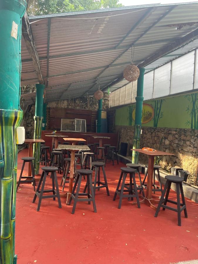 La Casa De La 12 Hostel Καμπέτσε Εξωτερικό φωτογραφία