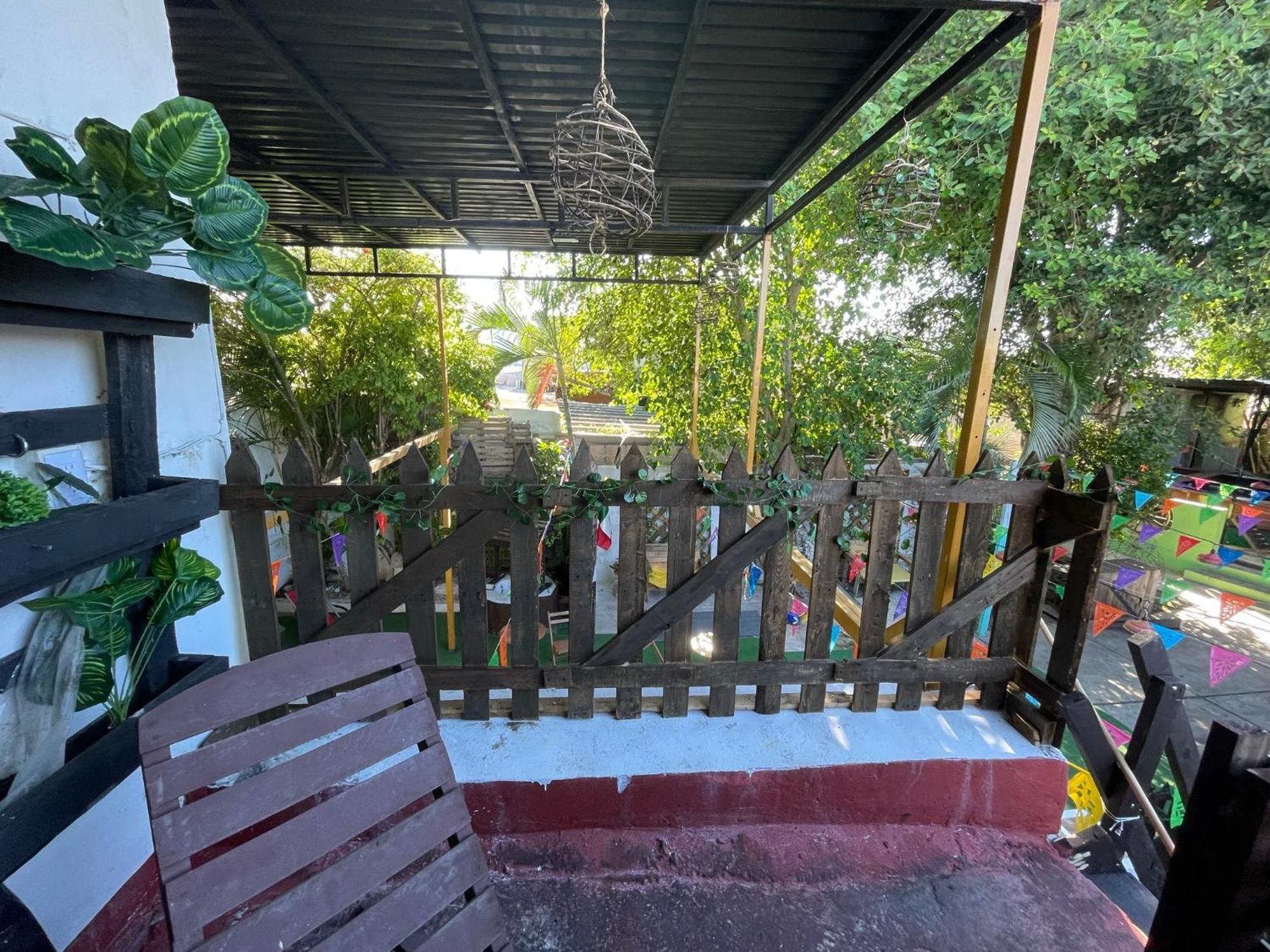 La Casa De La 12 Hostel Καμπέτσε Εξωτερικό φωτογραφία
